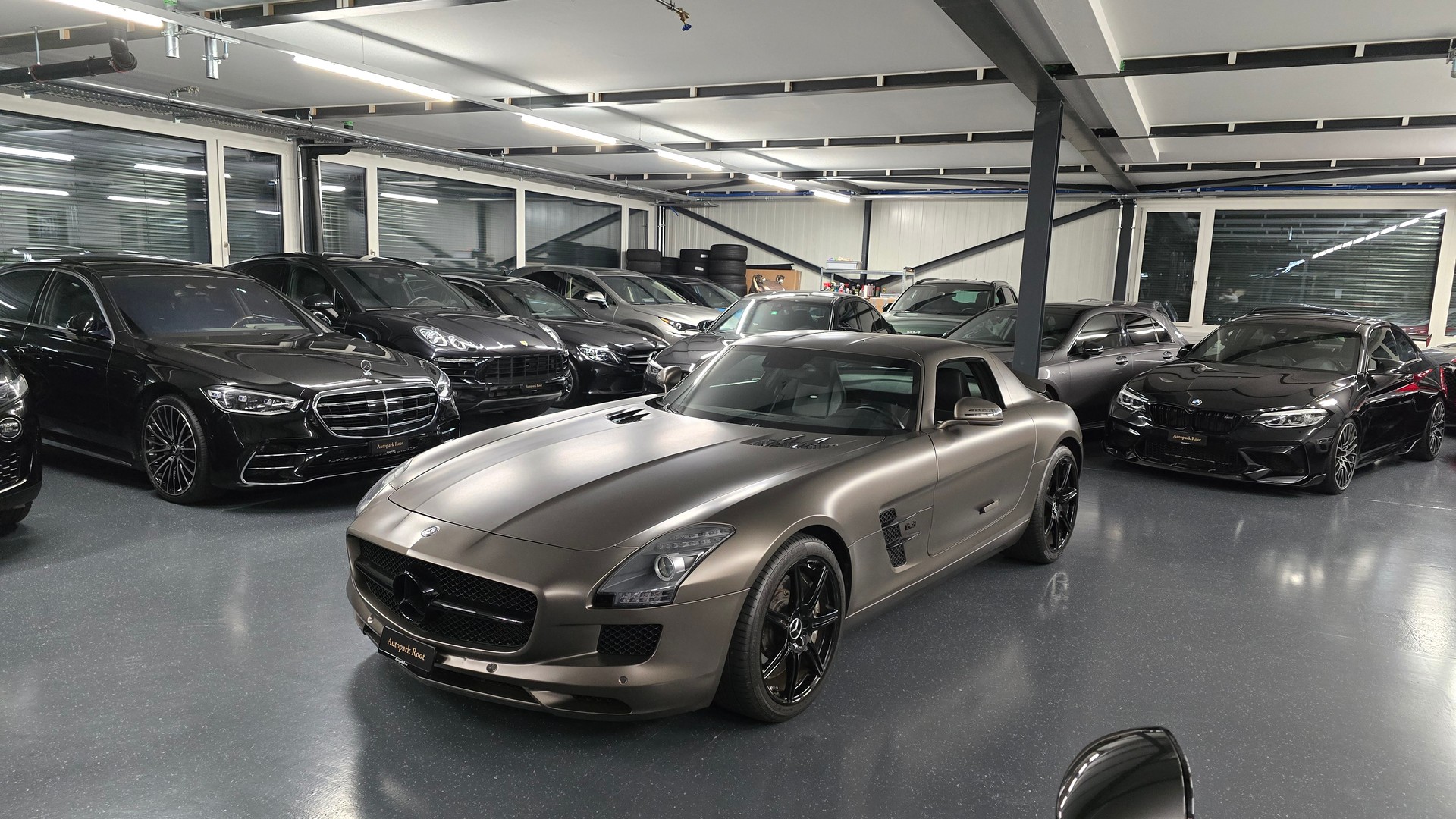 MERCEDES-BENZ SLS 63 AMG Speedshift-image-10
