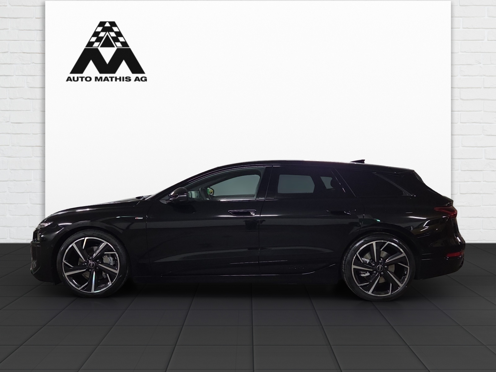 AUDI A6 Avant e-tron quattro-image-2