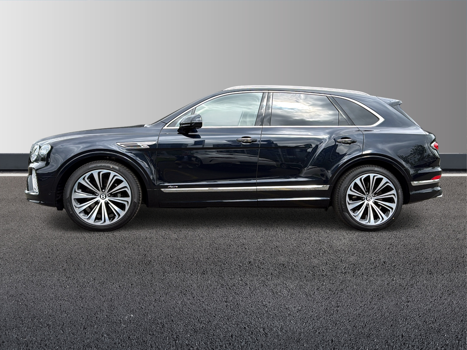 BENTLEY Bentayga Azure-showroom-element-1