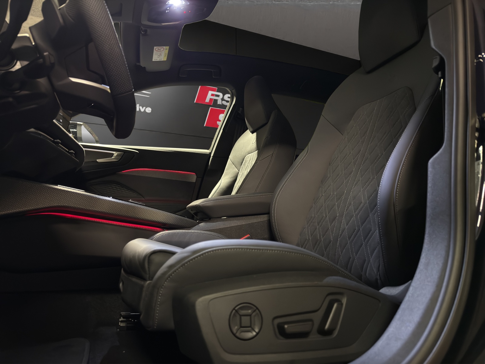 AUDI A5 Avant TFSI quattro 150 kW S tronic-image-21