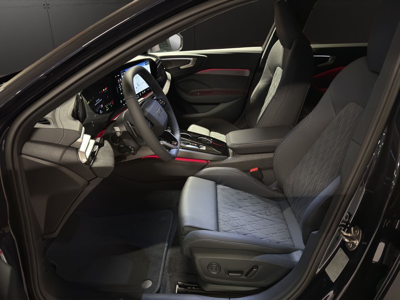 AUDI A5 Avant TFSI quattro 150 kW S tronic-image-7
