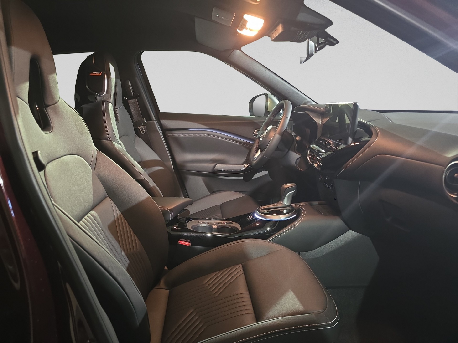 NISSAN Juke 1.6 FHEV Tekna-image-12