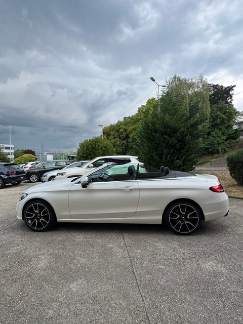MERCEDES-BENZ C 200 Cabriolet 4Matic 9G-Tronic-image-12