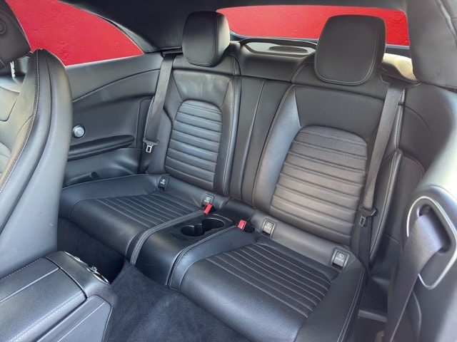 MERCEDES-BENZ C 200 Cabriolet 4Matic 9G-Tronic-image-21