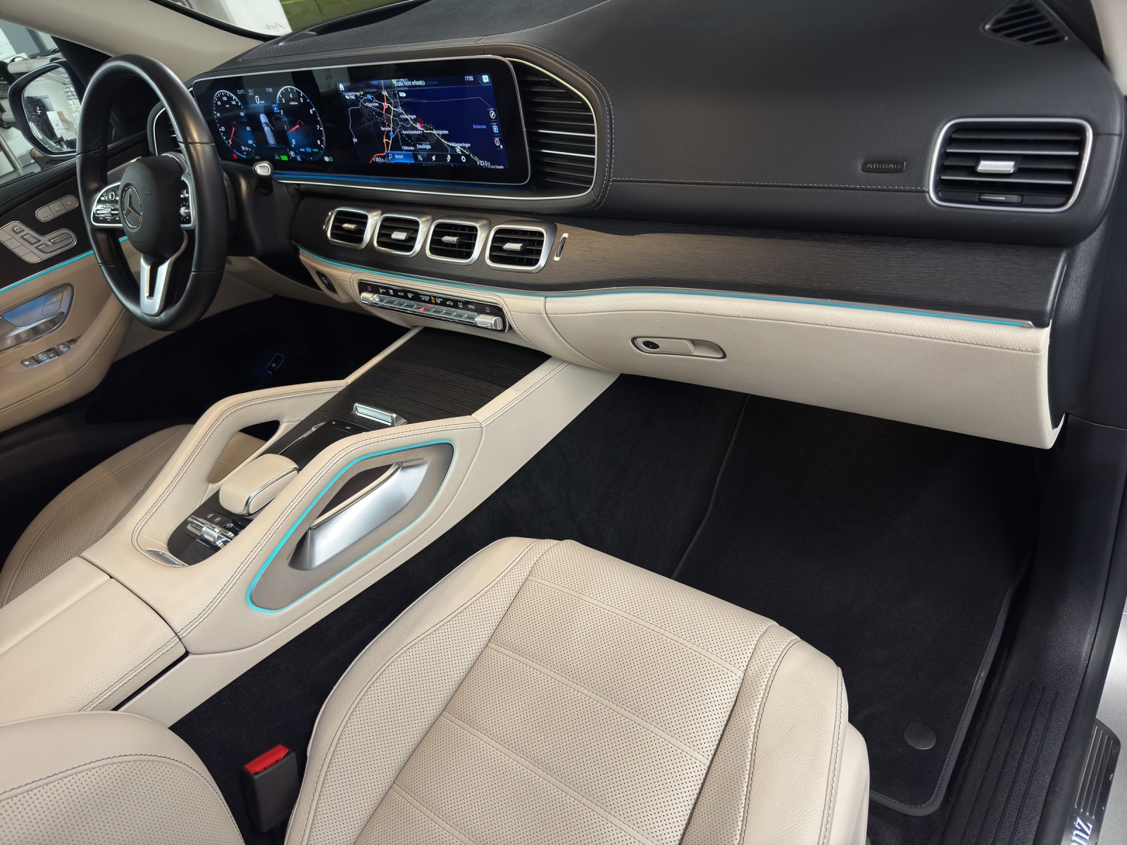 MERCEDES-BENZ GLE 450 4Matic-image-11