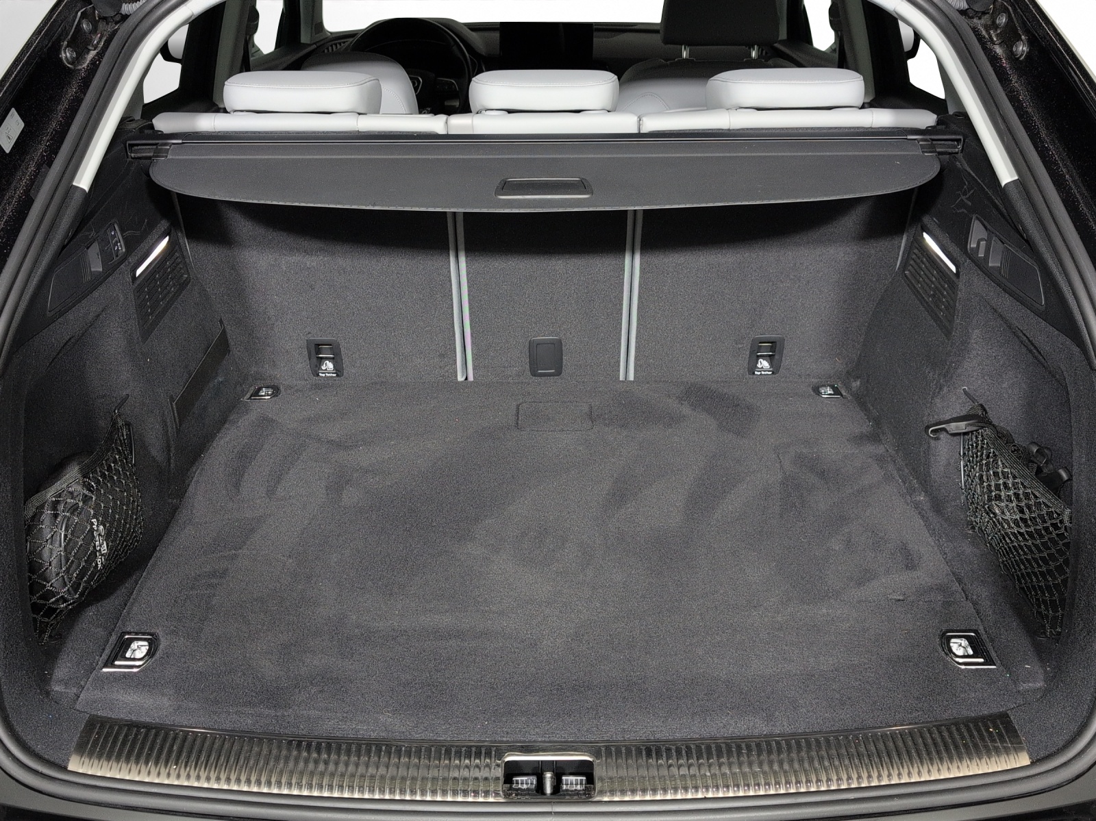 AUDI Q5 Sportback 55 TFSI e PHEV S line quattro S-tronic-image-12