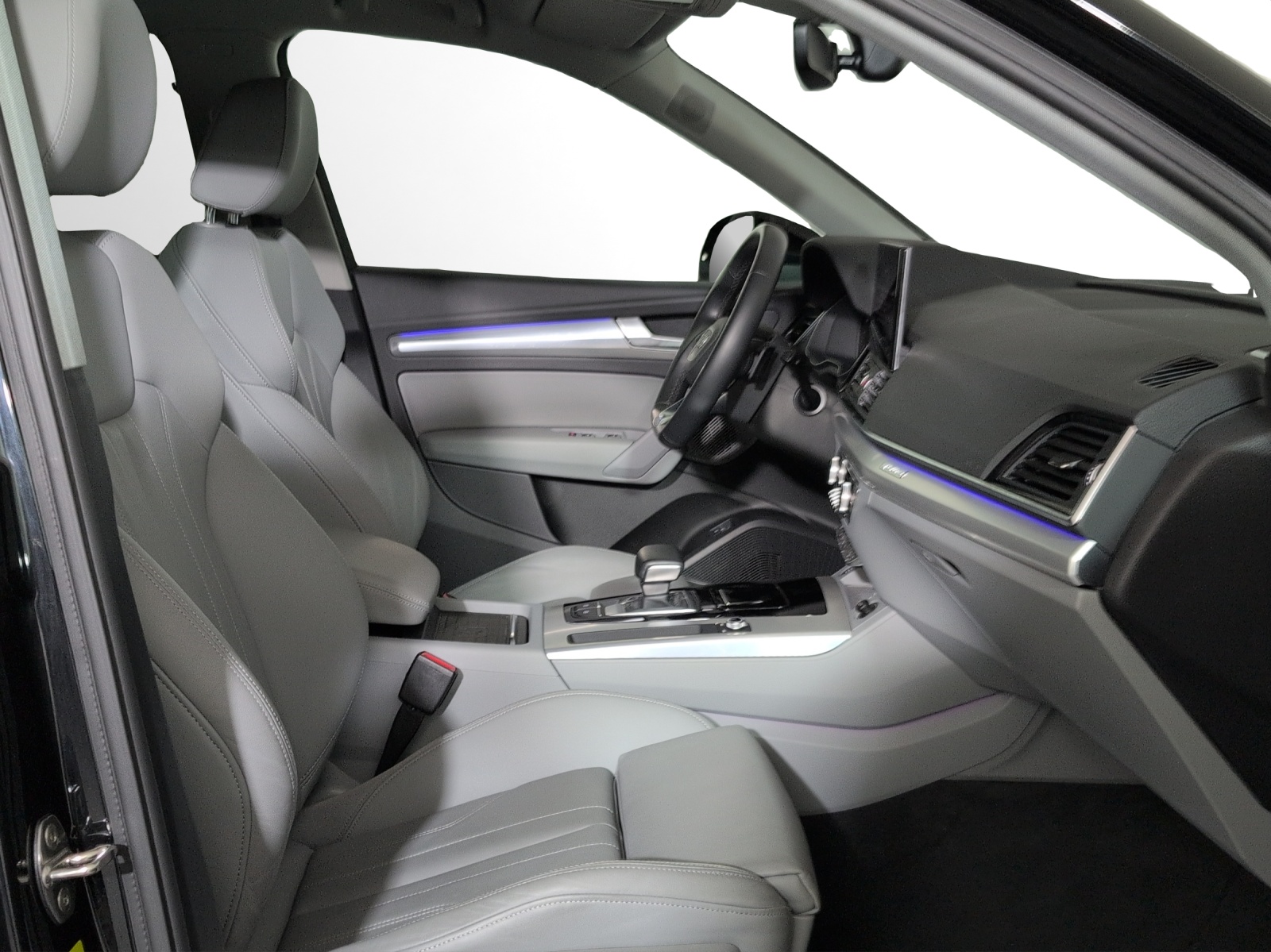 AUDI Q5 Sportback 55 TFSI e PHEV S line quattro S-tronic-image-5