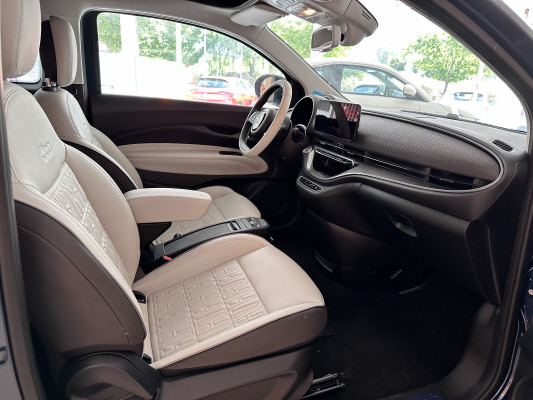 FIAT 500 el 87 kW La Prima-image-8