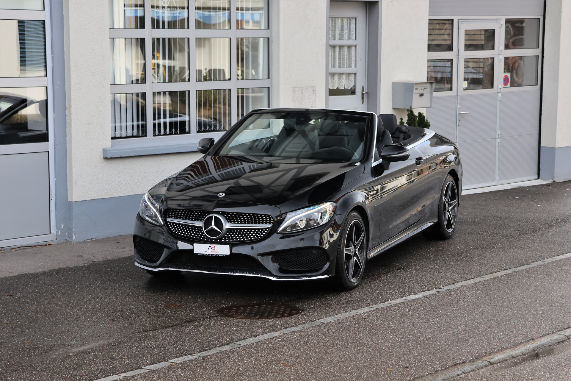 Mercedes-Benz Classe C Cabriolet AMG 43 4MATIC 2023 - À partir de 85 706 $ | Mercedes-Benz Laval