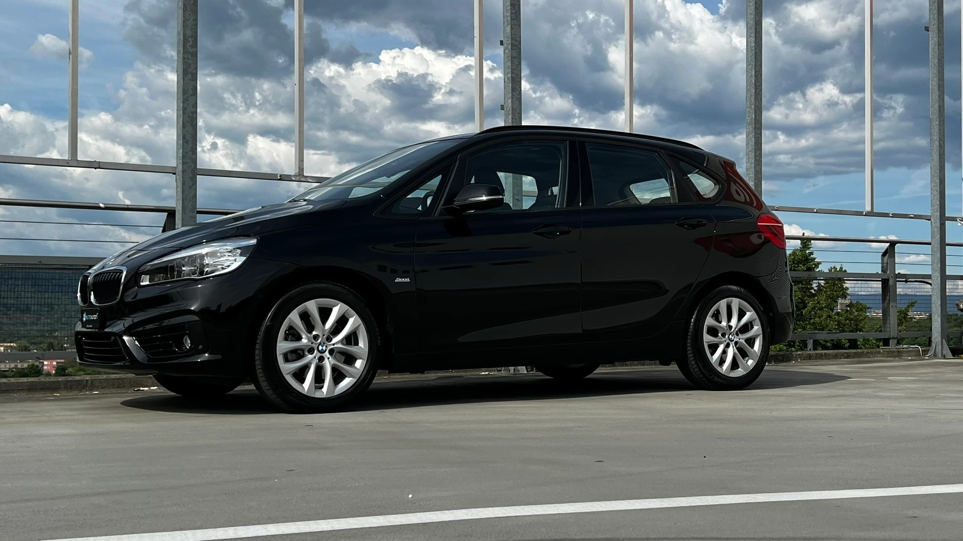 BMW 220i ACTIVE TOURER SPORT LINE STEPTRONIC l 192 PS-image-11