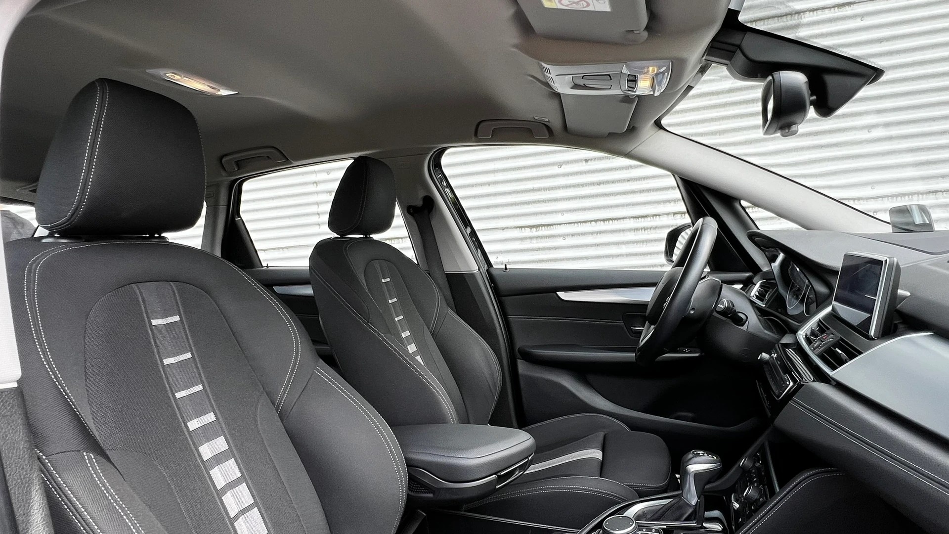 BMW 220i ACTIVE TOURER SPORT LINE STEPTRONIC l 192 PS-image-24
