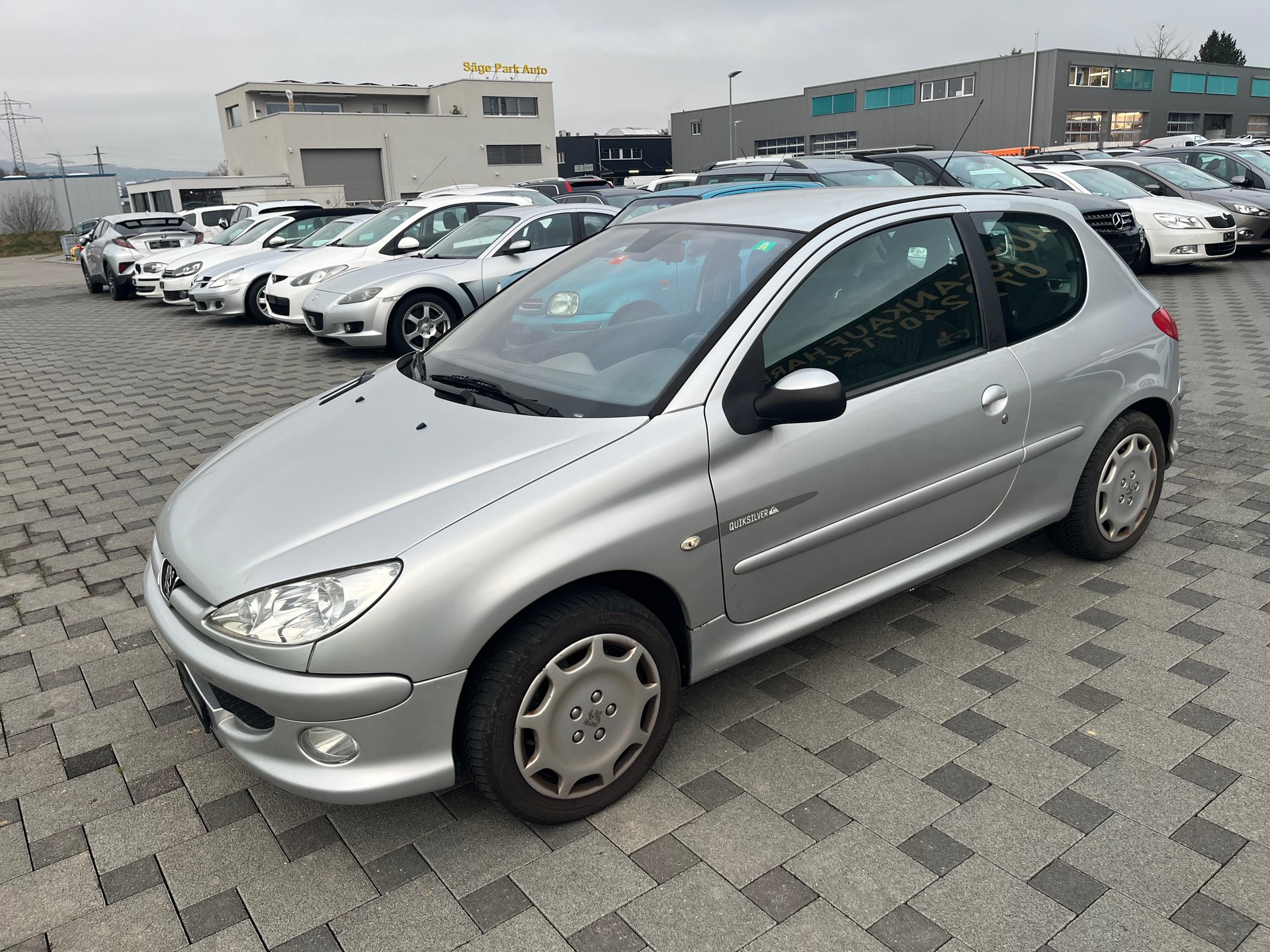 PEUGEOT 206 1.6 16V Quiksilver-image-1
