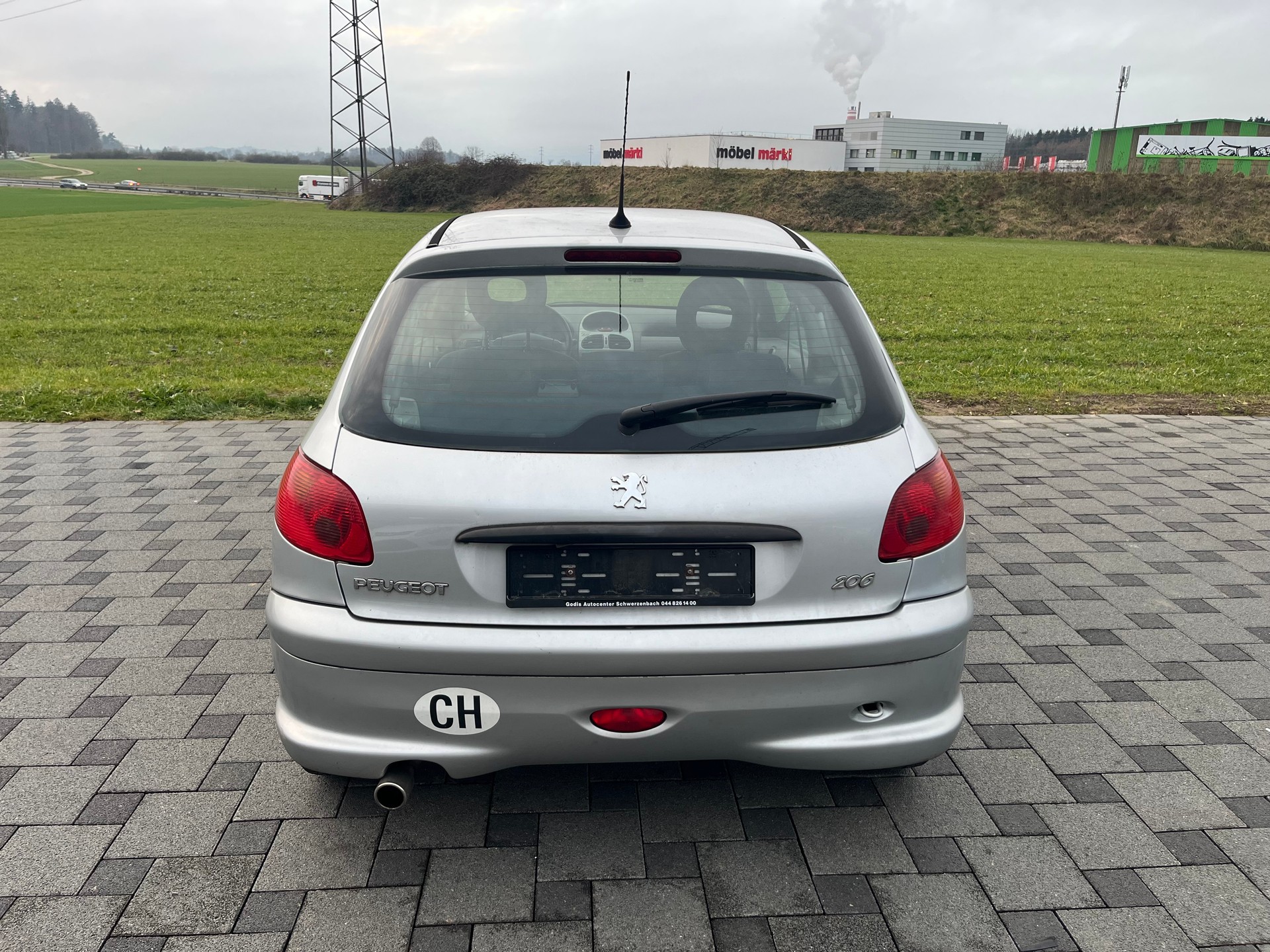 PEUGEOT 206 1.6 16V Quiksilver-image-4