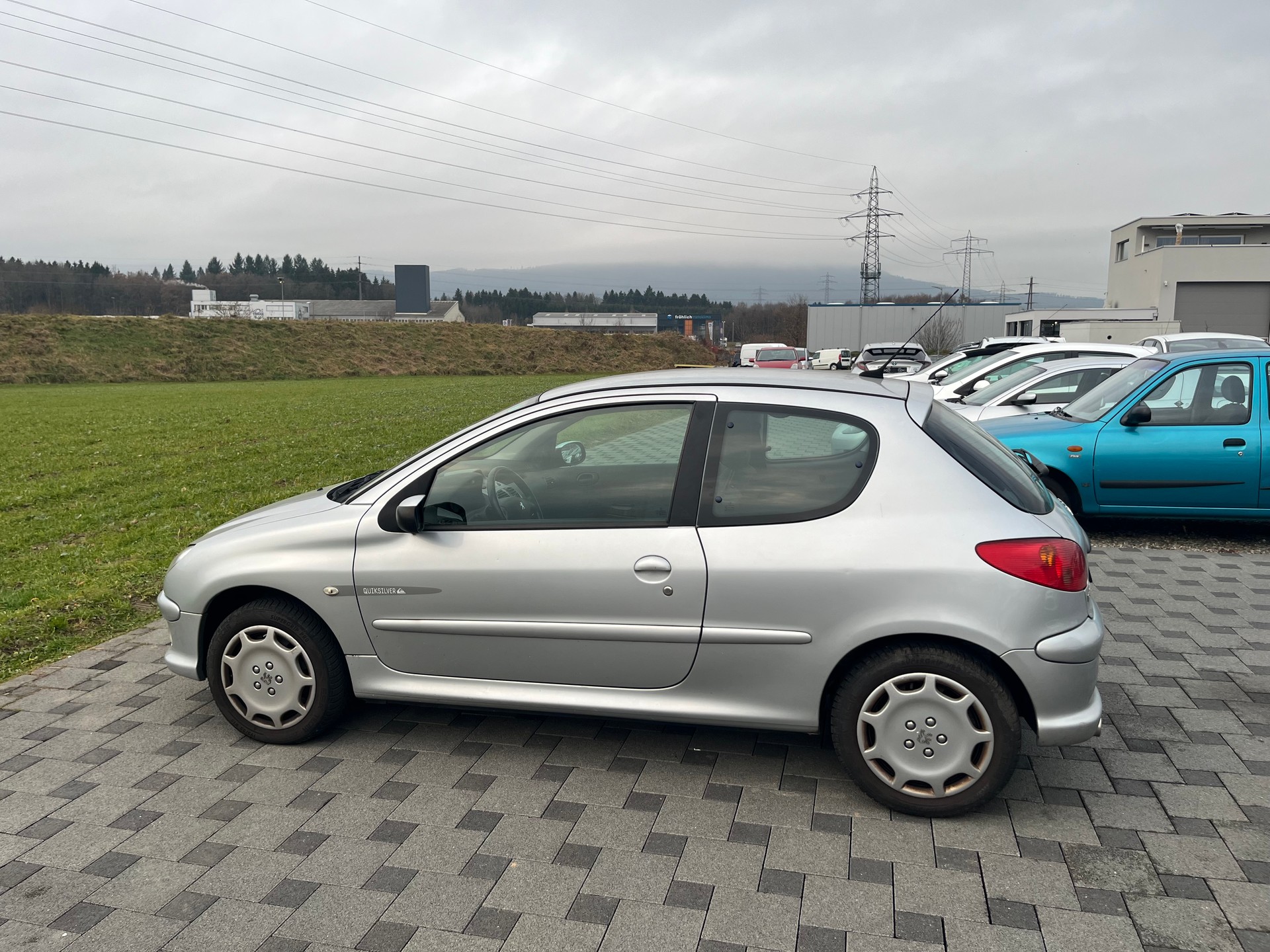 PEUGEOT 206 1.6 16V Quiksilver-image-2