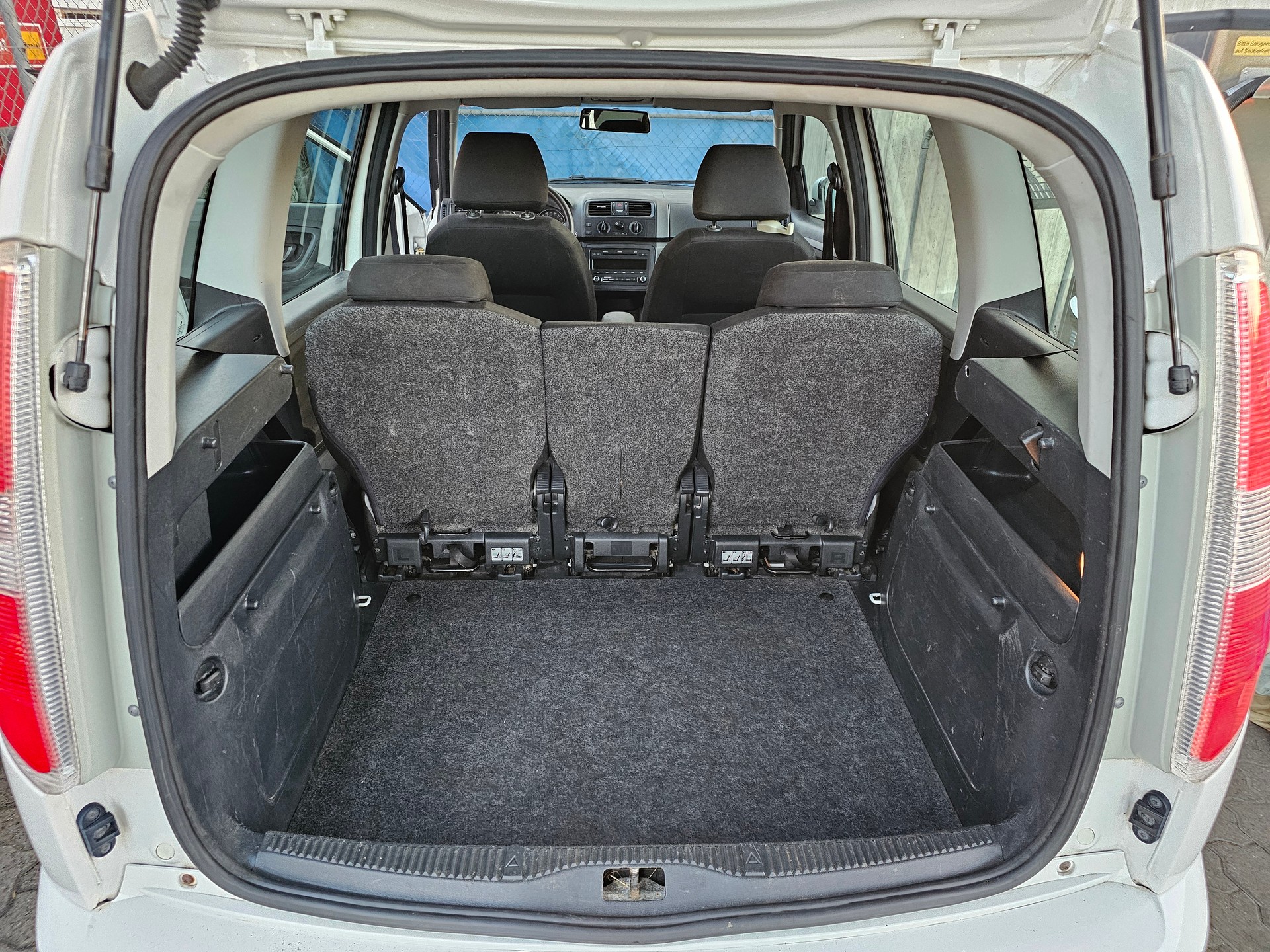 SKODA Roomster 1.2 TSI Ambition DSG-image-14