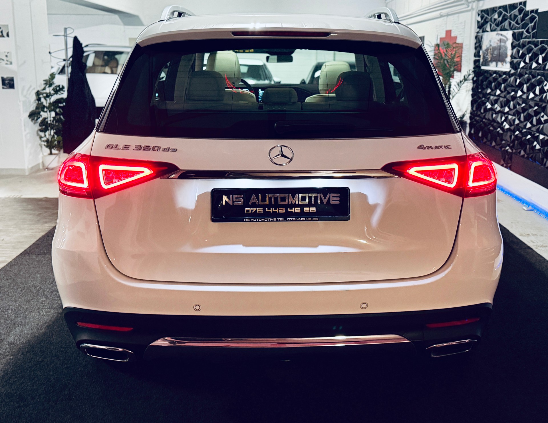 MERCEDES-BENZ GLE 350 de 4Matic 9G-Tronic-image-4