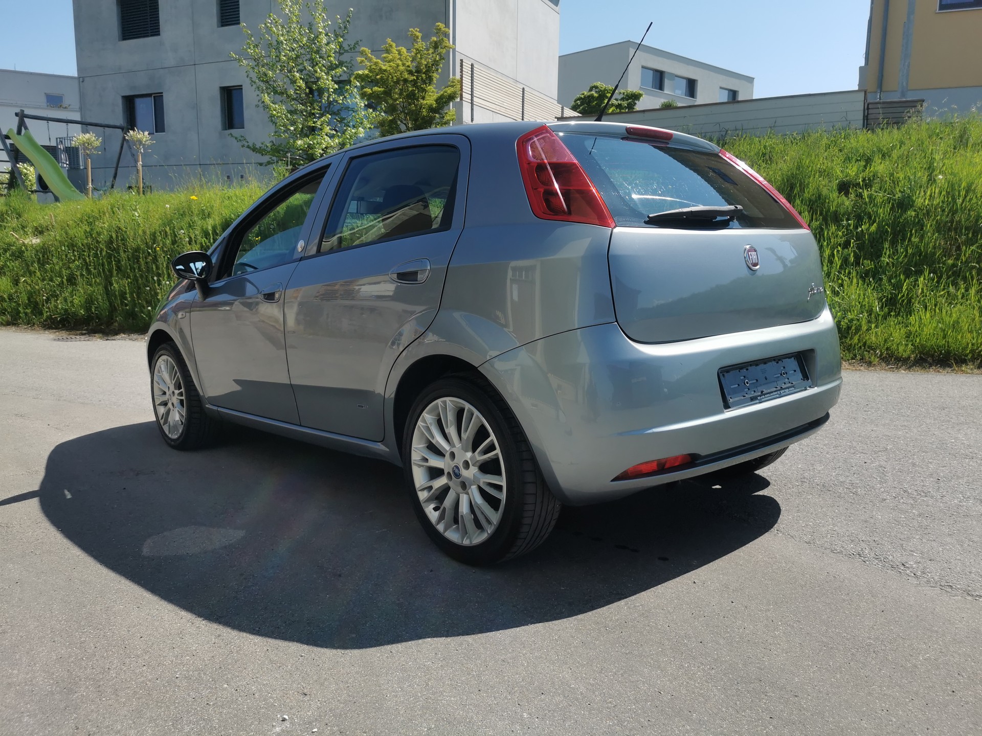 FIAT Punto 1.4 Dynamic-image-2