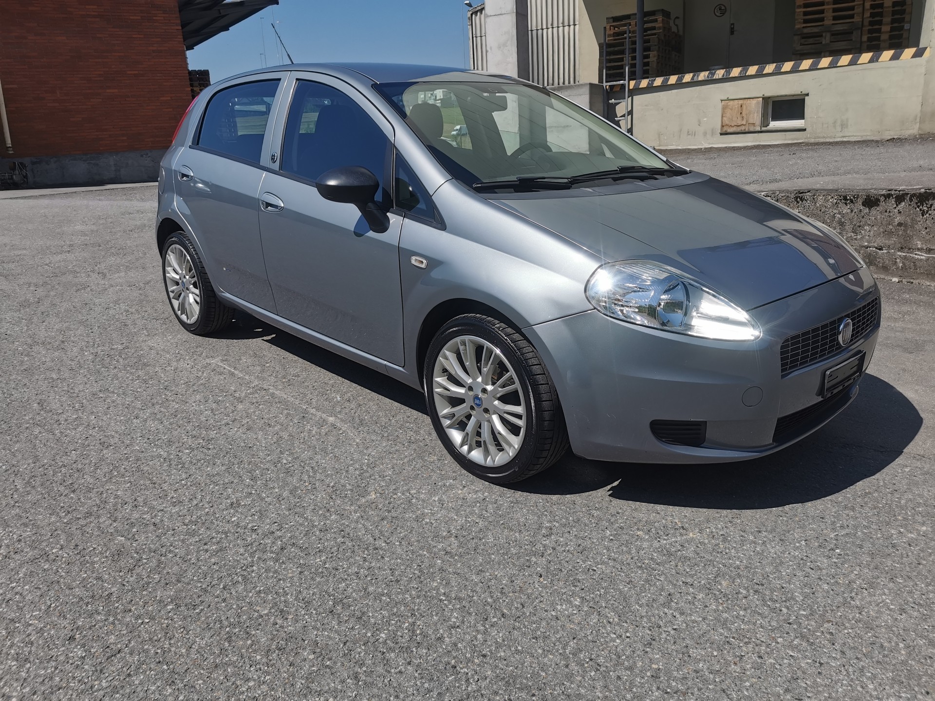 FIAT Punto 1.4 Dynamic-image-6