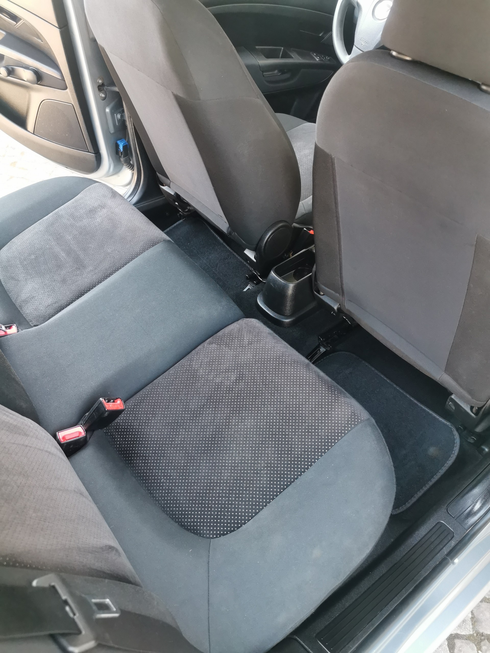 FIAT Punto 1.4 Dynamic-image-8