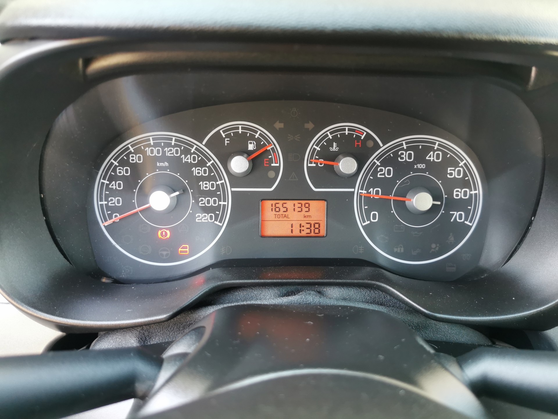 FIAT Punto 1.4 Dynamic-image-11