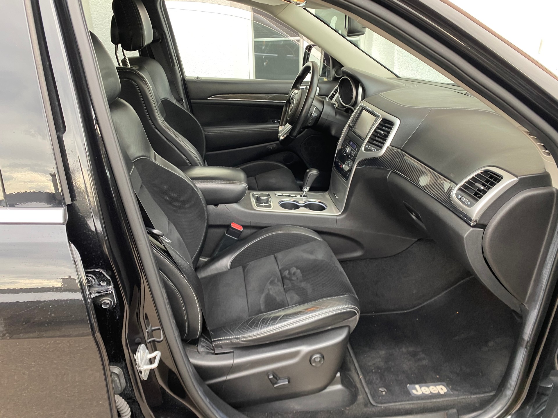 JEEP Grand Cherokee 6.4 SRT8 Automatic-image-7