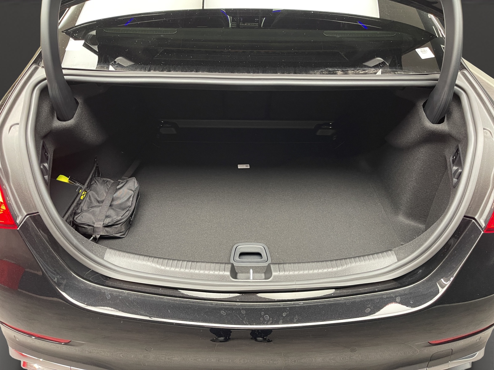 MERCEDES-BENZ C 300 4 Matic-image-10