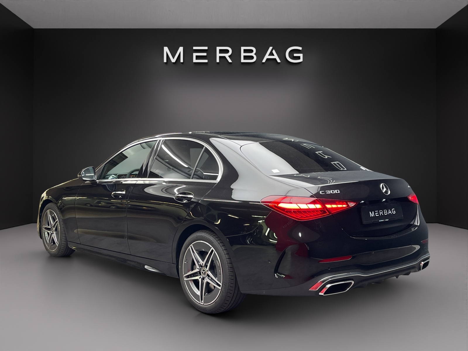 MERCEDES-BENZ C 300 4 Matic-image-3