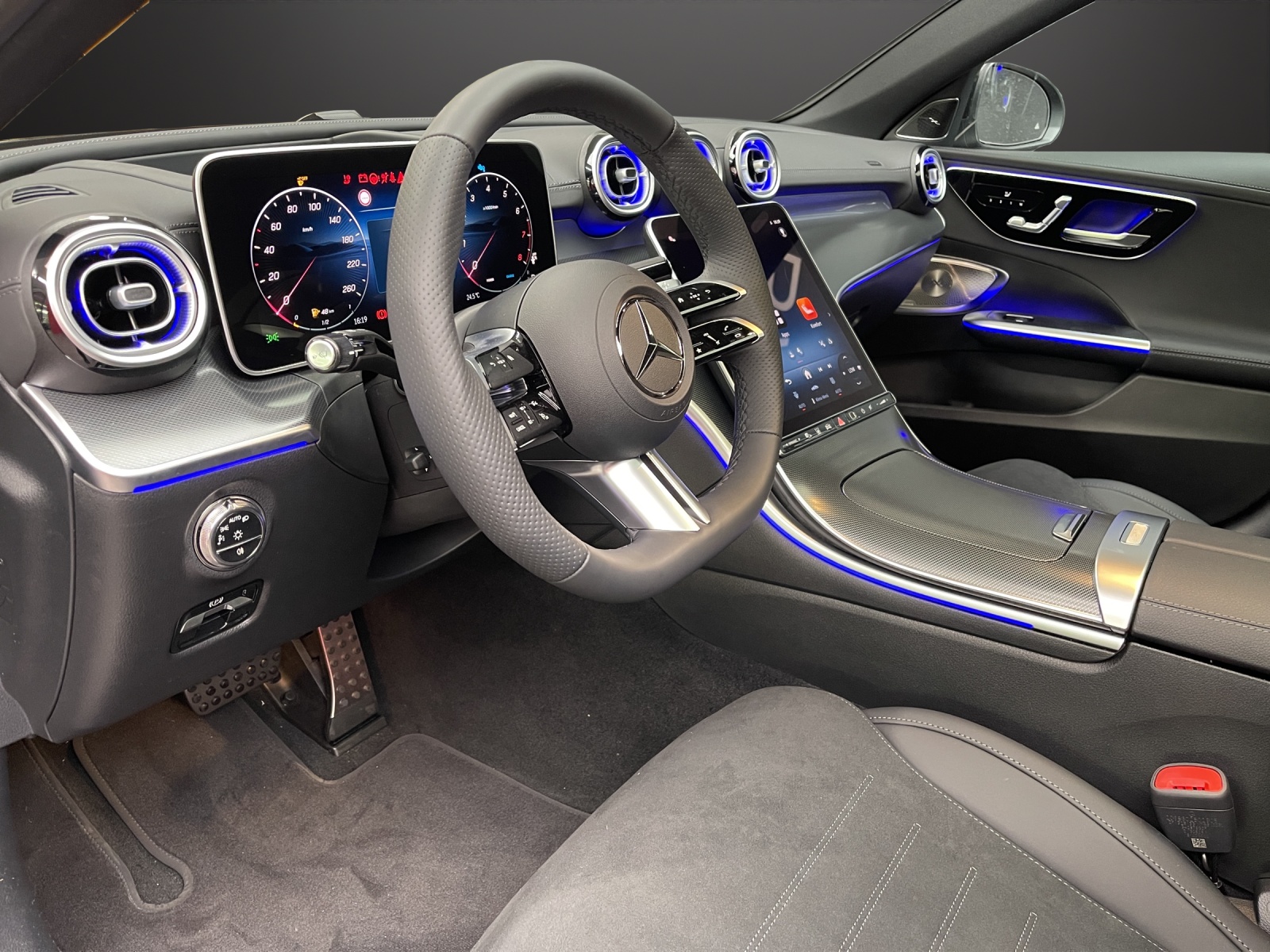 MERCEDES-BENZ C 300 4 Matic-image-5