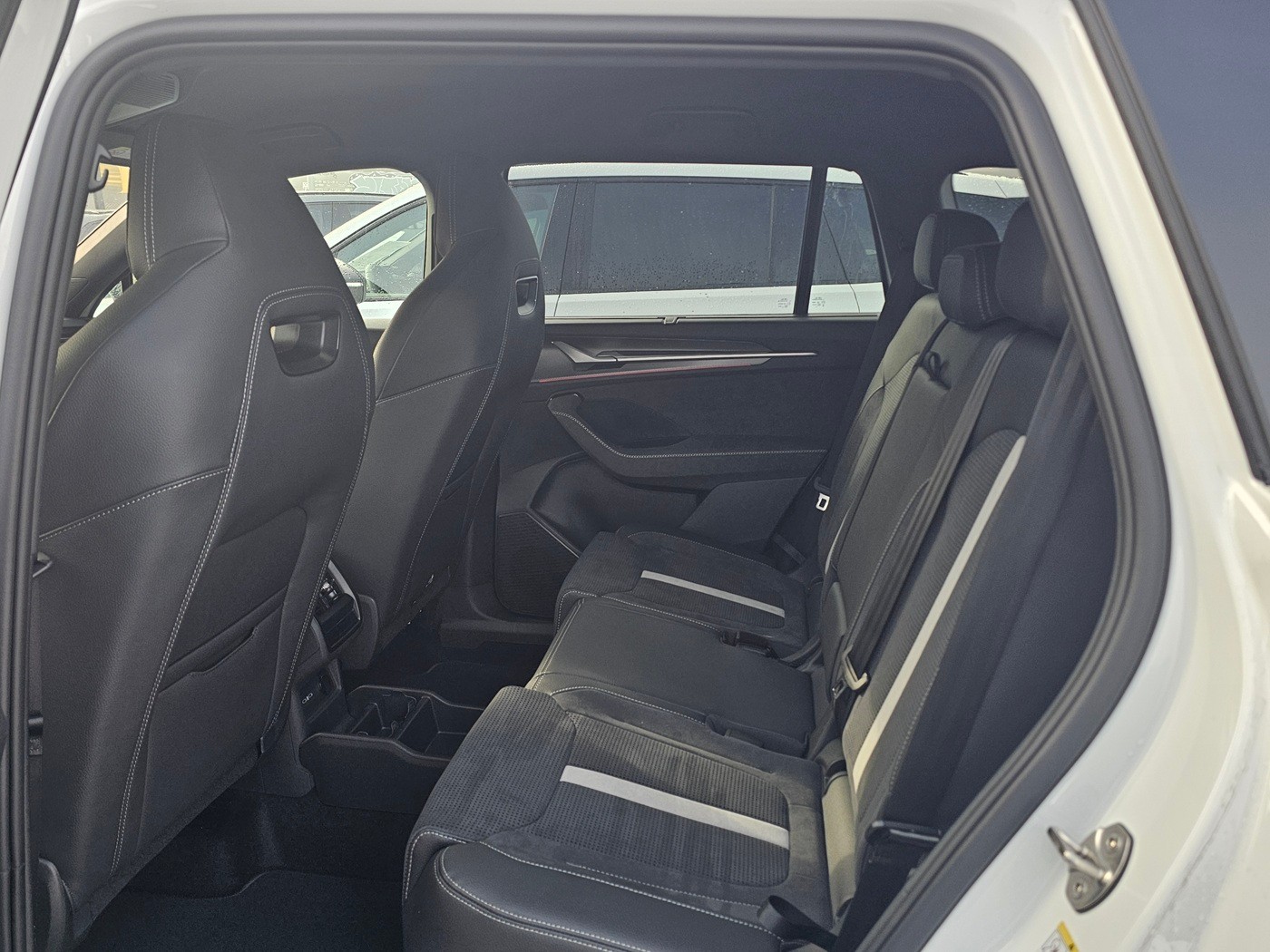 SKODA Kodiaq 2.0 TDI Sportline 4x4-image-8