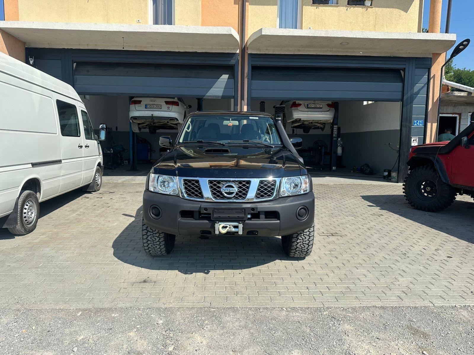 NISSAN Patrol 3.0 Di Luxury Hardtop
