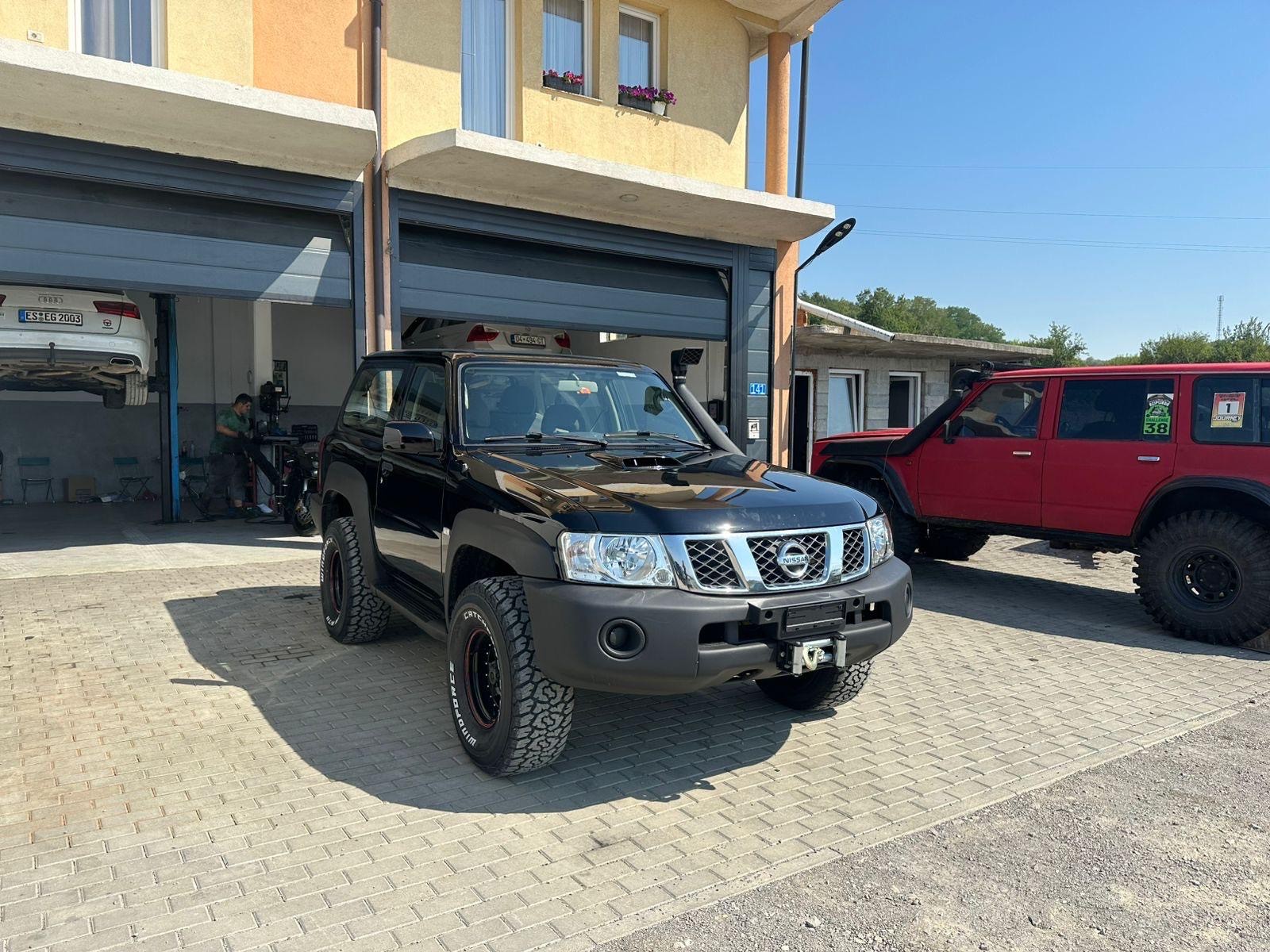 NISSAN Patrol 3.0 Di Luxury Hardtop-image-1