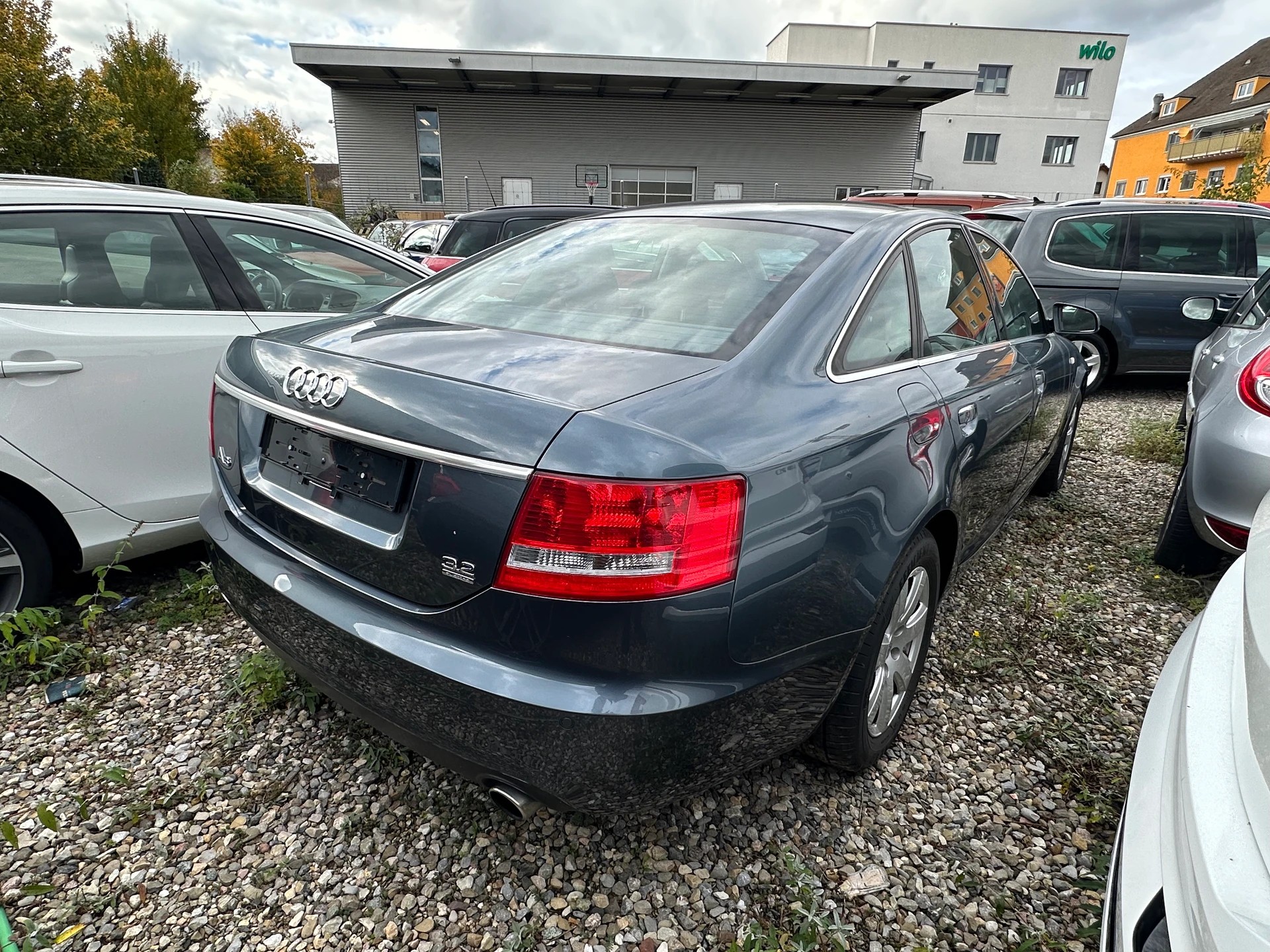 AUDI A6 3.2 V6 FSI QUATTRO l 255 PS-showroom-element-2