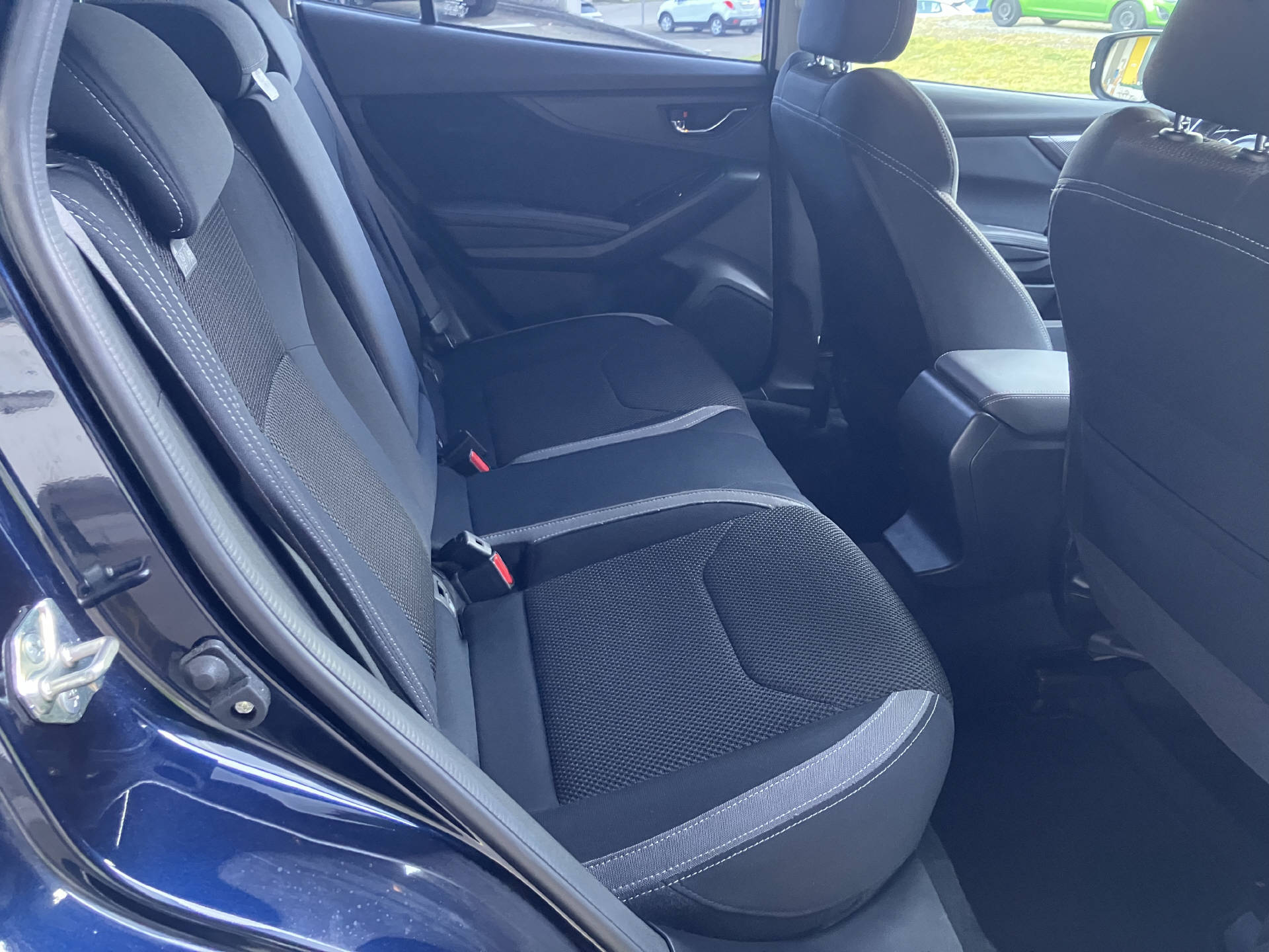 SUBARU Impreza 2.0i e-Boxer Swiss Plus-image-5