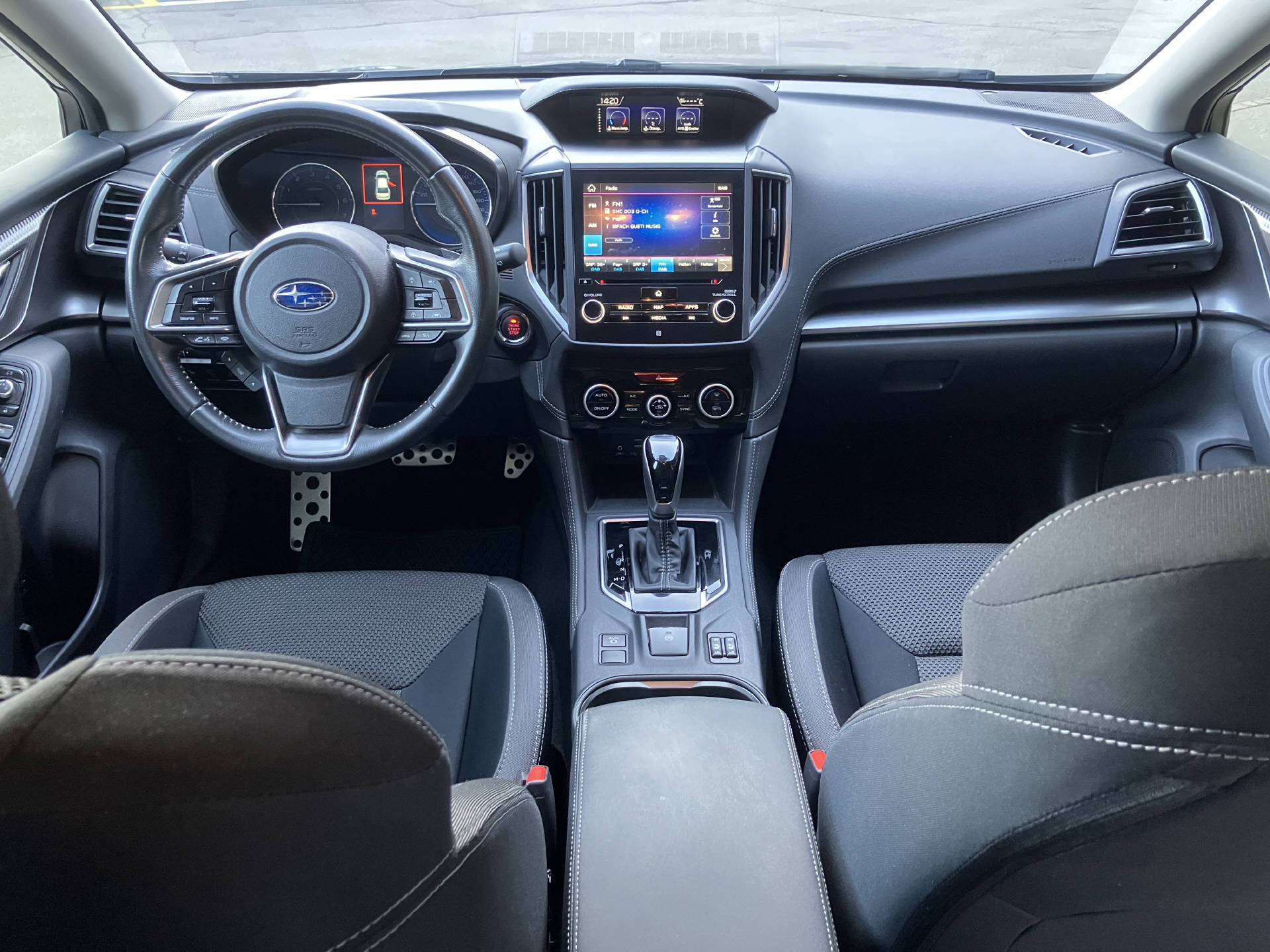 SUBARU Impreza 2.0i e-Boxer Swiss Plus-image-6