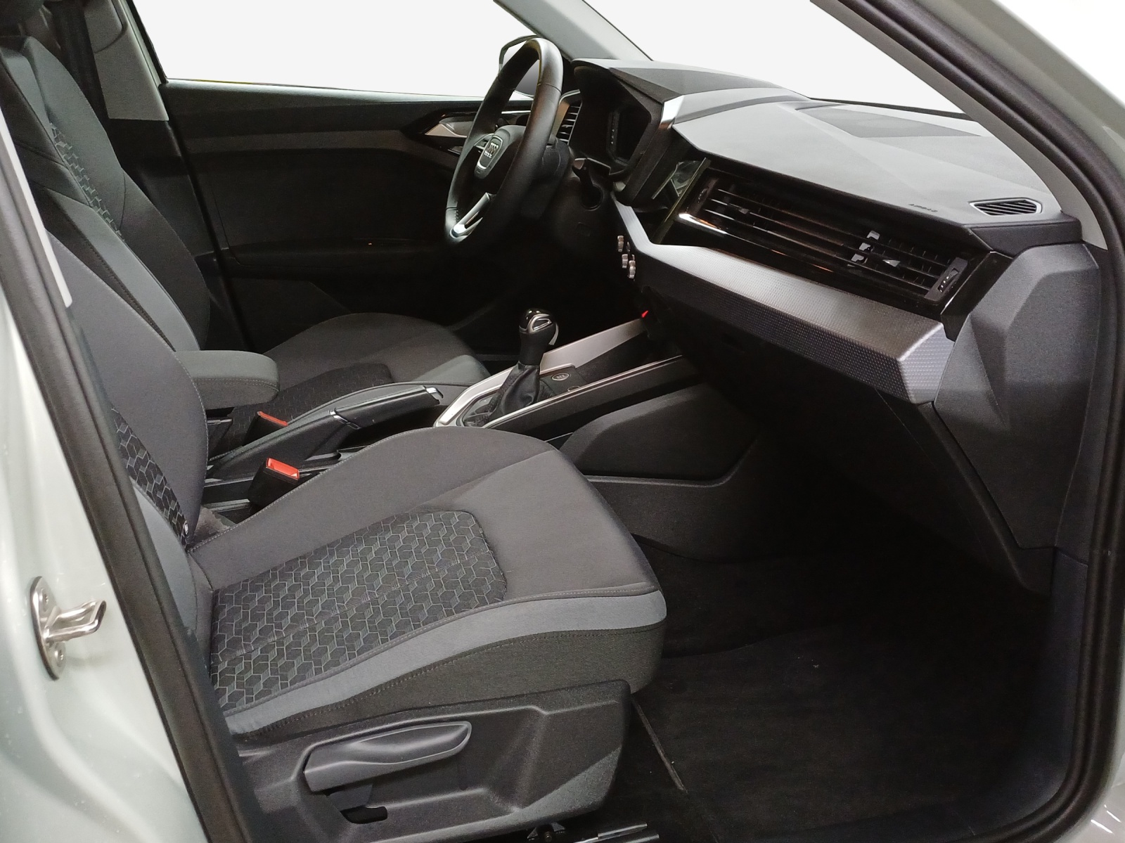 AUDI A1 Sportback 30 TFSI S-tronic-image-13