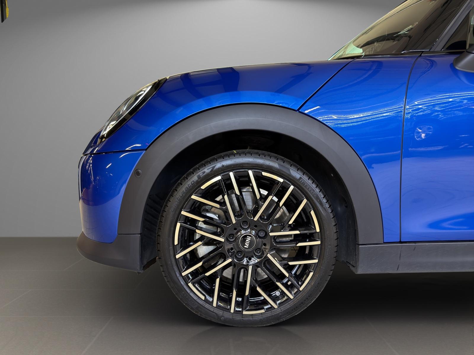 MINI Cooper S-image-18