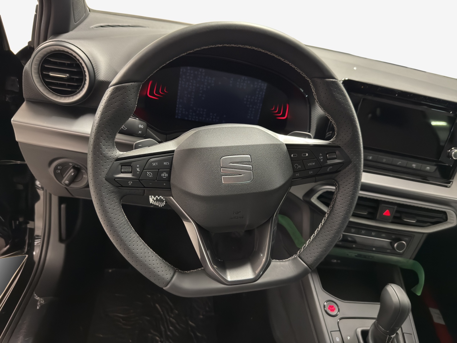 SEAT Ibiza 1.0 EcoTSI FR DSG-image-9
