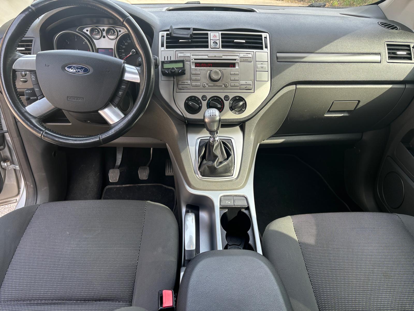FORD Kuga 2.0 TDCi Carving 2WD-image-8