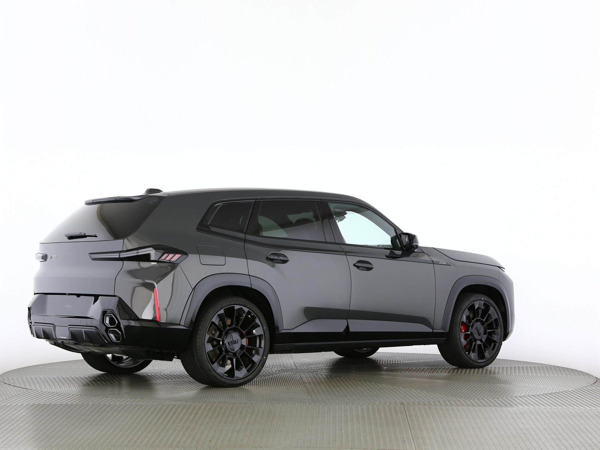 BMW XM 50e Plug-in Hybrid-image-20
