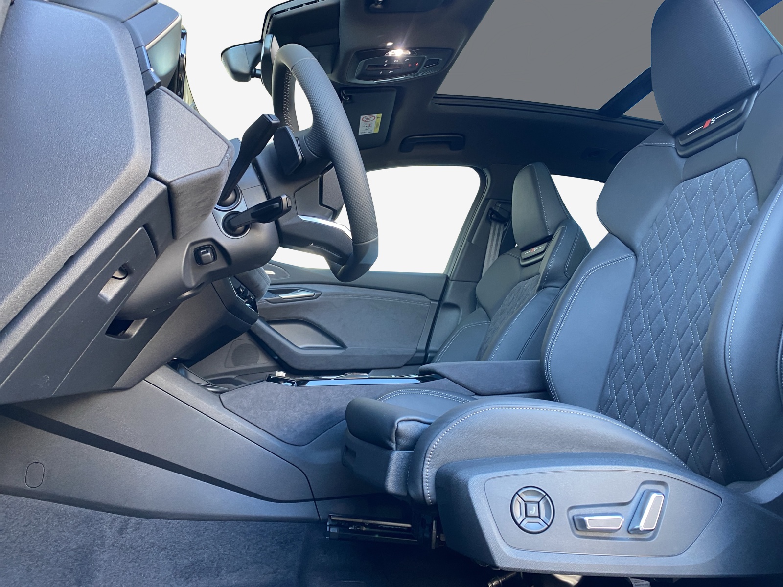 AUDI Q6 e-tron quattro-image-7