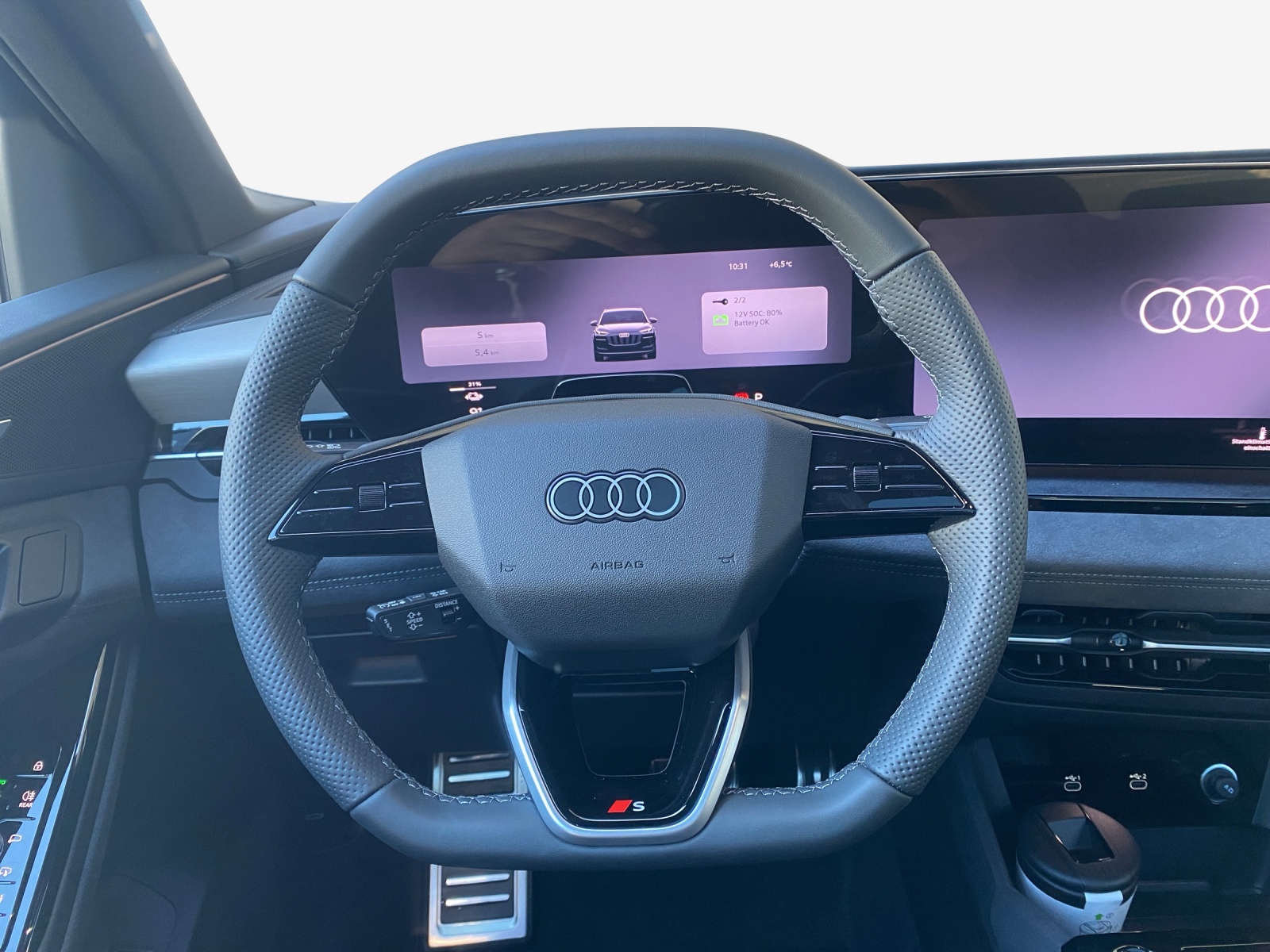 AUDI Q6 e-tron quattro-image-9