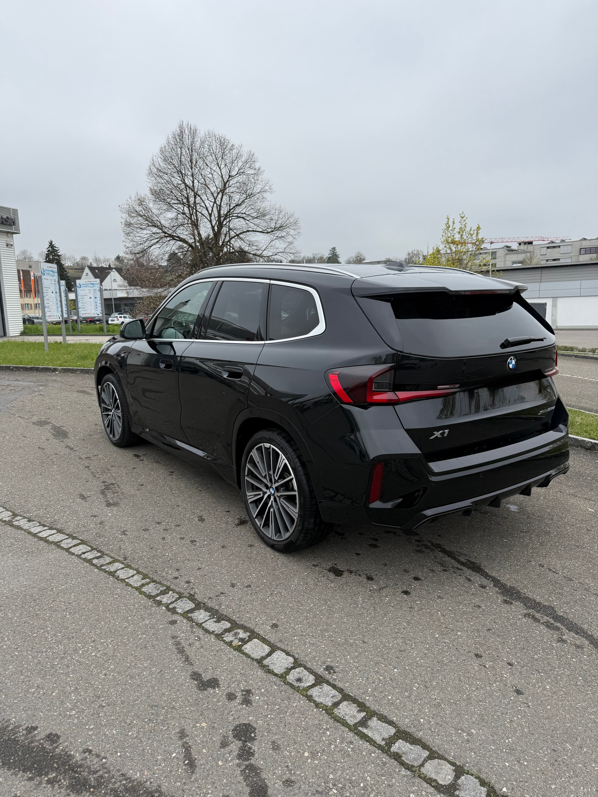 BMW X1 xDrive 23d 48V M Sport-image-3