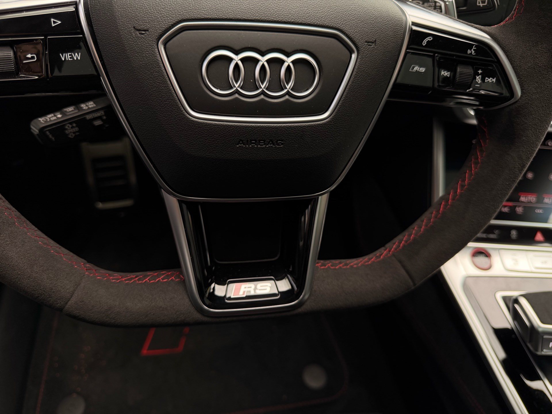 AUDI RS6 AVANT 4.0 TFSI QUATTRO *** TRAUM IN NARDOGRAU MATT & KERAMIK BREMSEN & 5 JAHRE AUDI WERKSGARANTIE ***-image-29