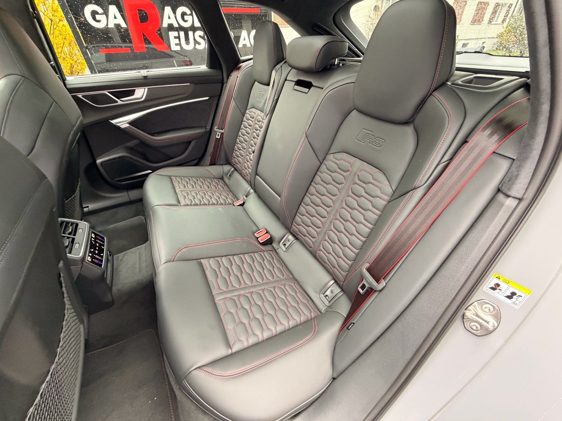 AUDI RS6 AVANT 4.0 TFSI QUATTRO *** TRAUM IN NARDOGRAU MATT & KERAMIK BREMSEN & 5 JAHRE AUDI WERKSGARANTIE ***-image-24
