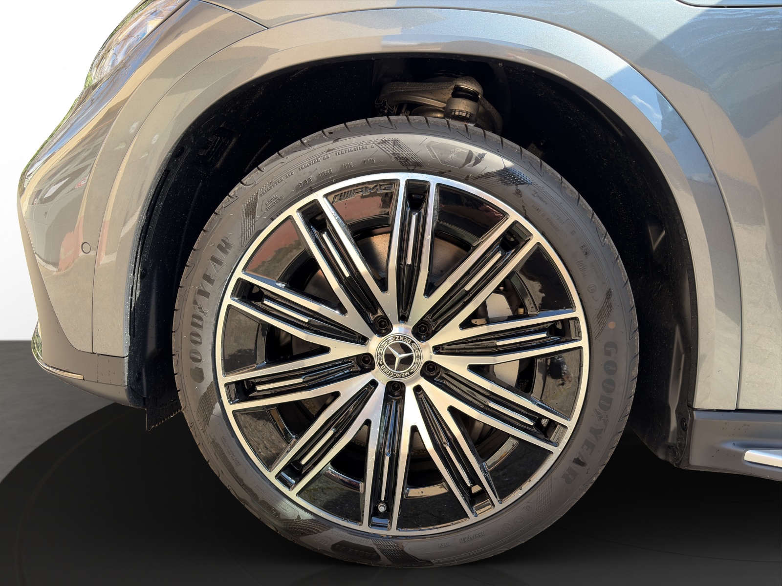 Image MERCEDES-BENZ EQE-350 EQE SUV 350 4 Matic Executive Edition