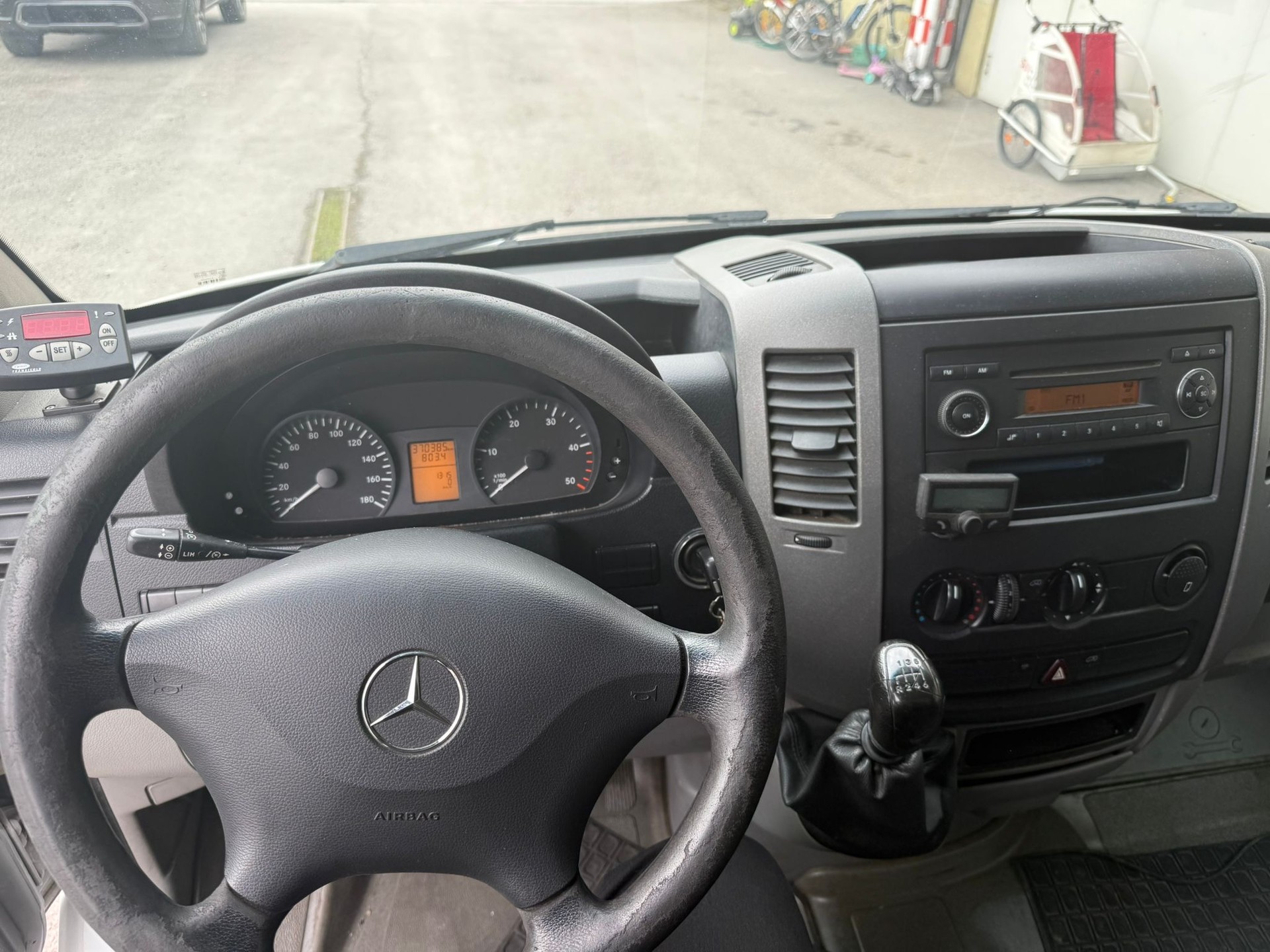MERCEDES-BENZ Sprinter 311 CDI Standard Kühlkasten mit Aggregat-image-10