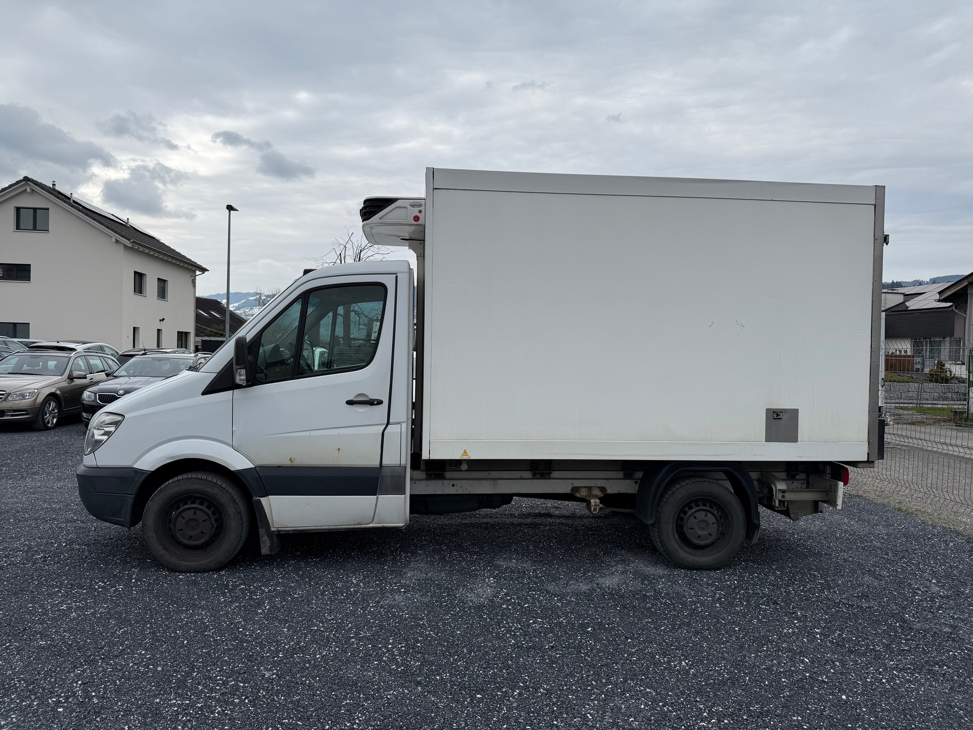 MERCEDES-BENZ Sprinter 311 CDI Standard Kühlkasten mit Aggregat-image-2