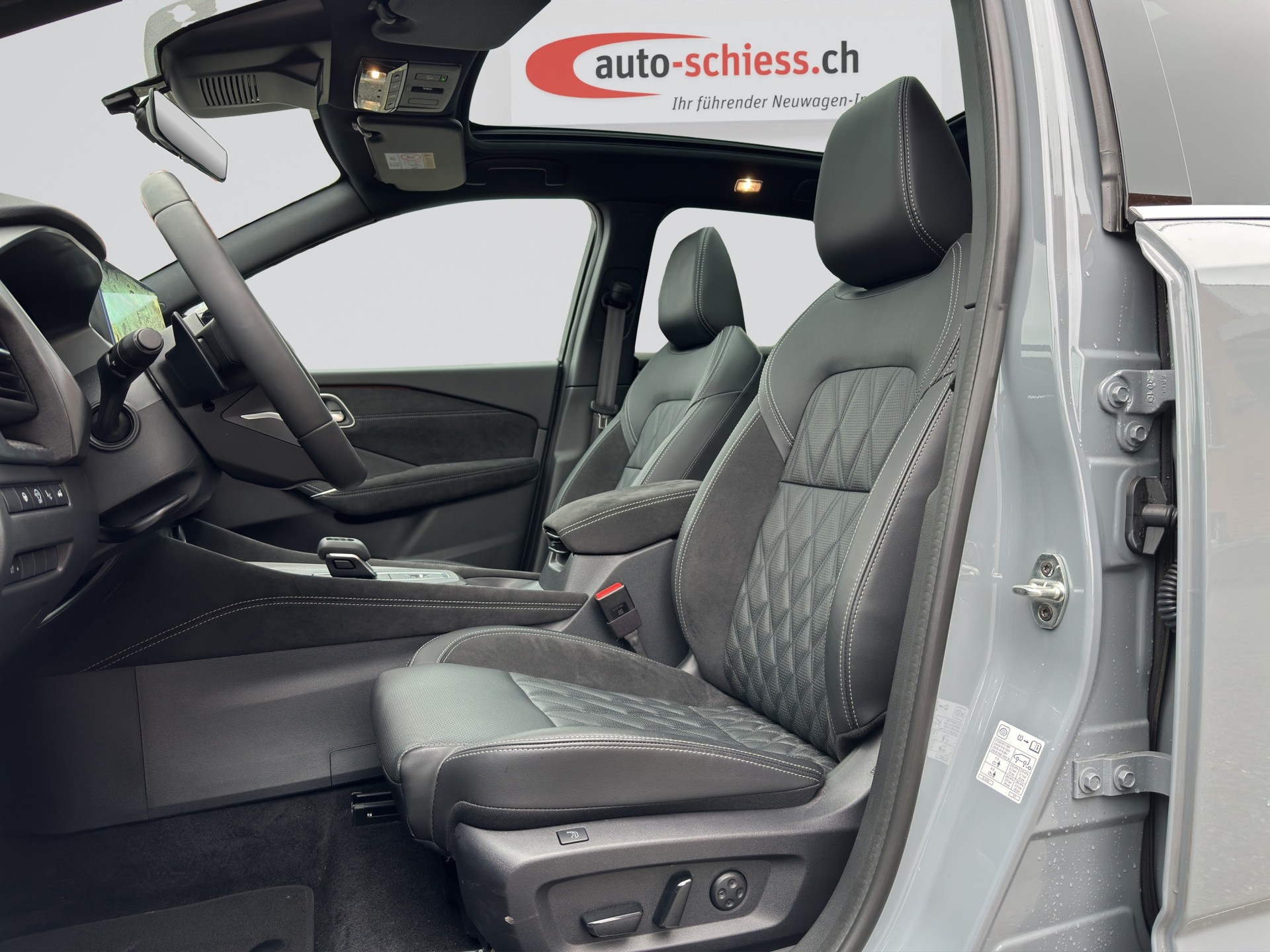 NISSAN Qashqai 1.3 DIG-T MHEV Tekna+ Xtronic-image-5