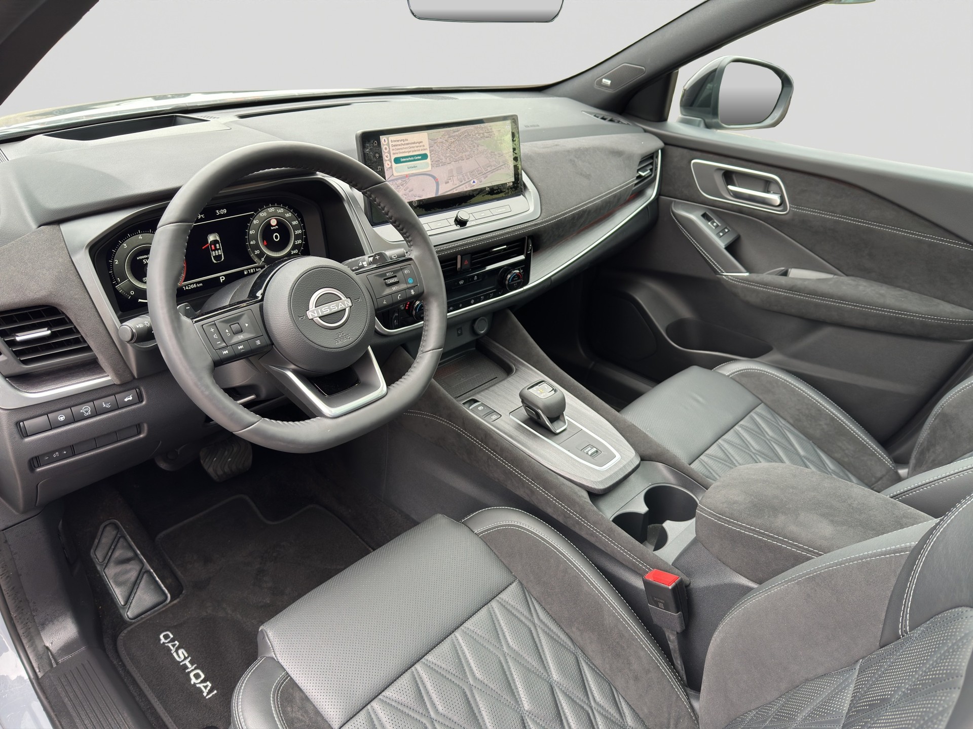 NISSAN Qashqai 1.3 DIG-T MHEV Tekna+ Xtronic-image-6