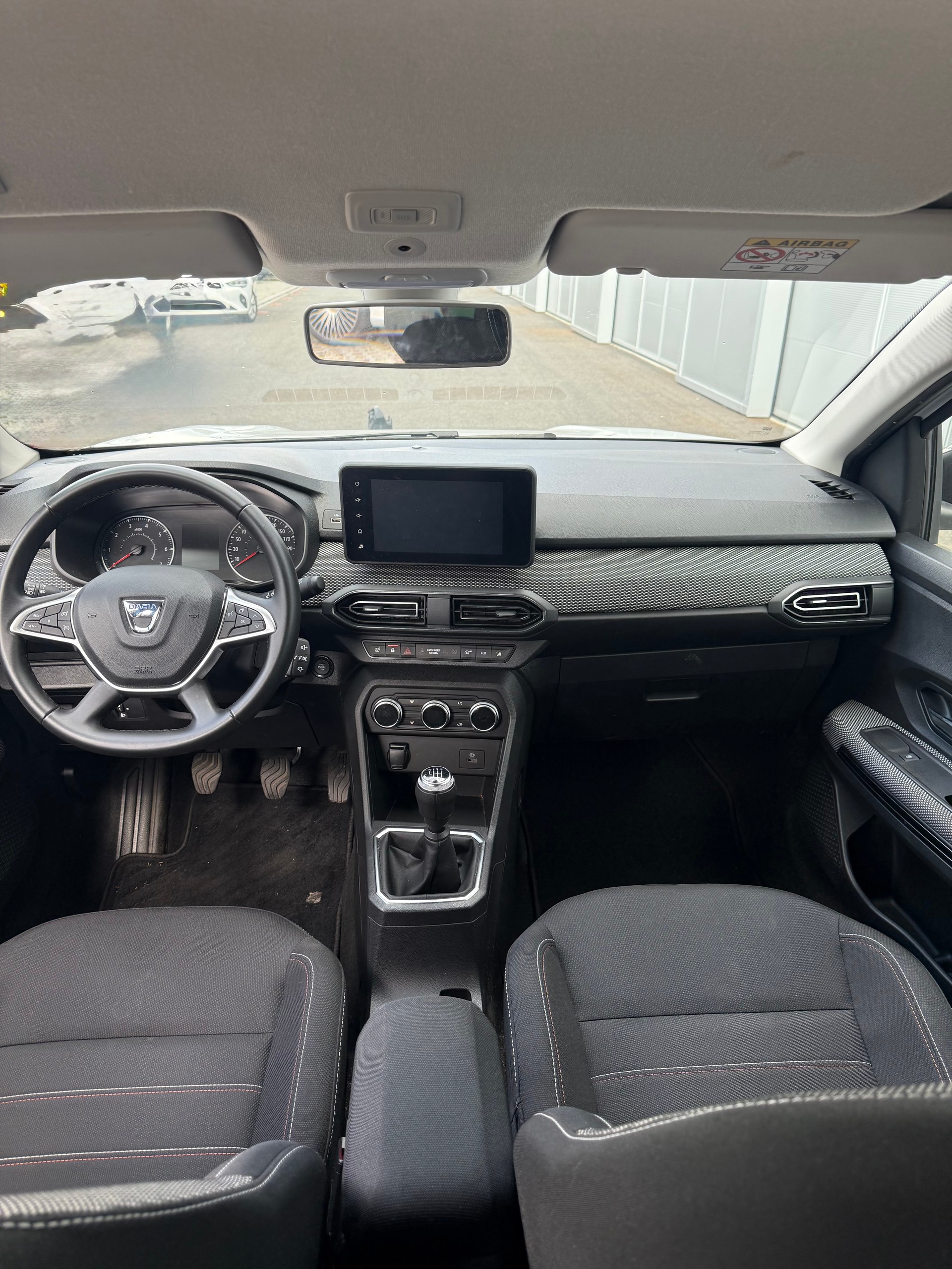 DACIA Jogger TCe 110 Extreme-image-10